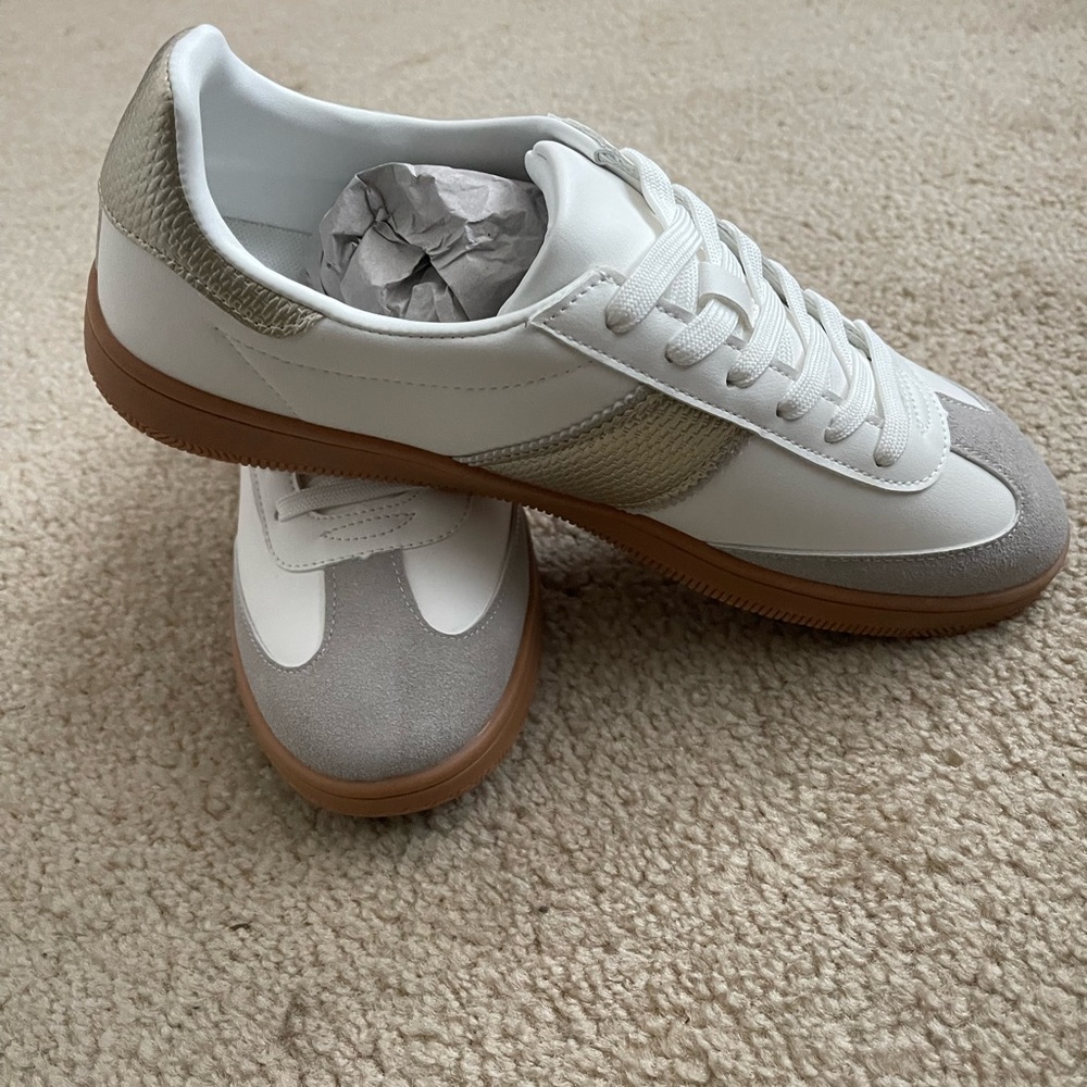 Elegant White and Gray Women's Sneakers